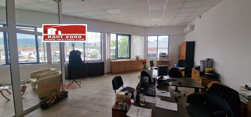 För uthyrning  affär Sofia , NPZ Iskar , 1370 kvm | 33349523 - bild [6]