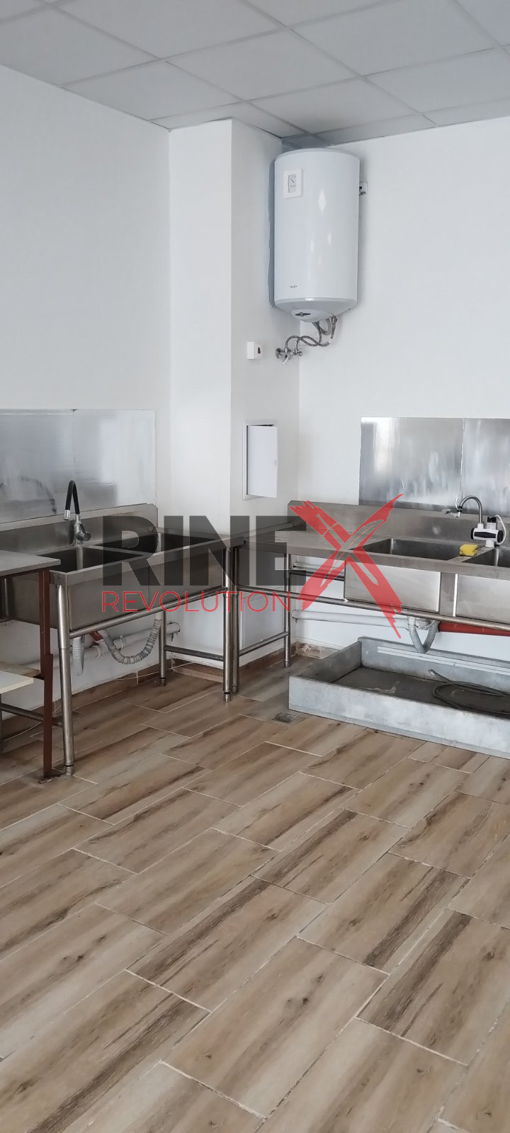 Дава под наем МАГАЗИН, гр. Пловдив, Беломорски, снимка 12 - Магазини - 54207293