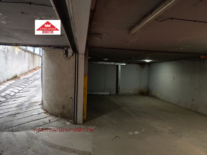 Дава под наем ГАРАЖ, ПАРКОМЯСТО, гр. София, Драгалевци, снимка 13 - Гаражи и паркоместа - 53252556