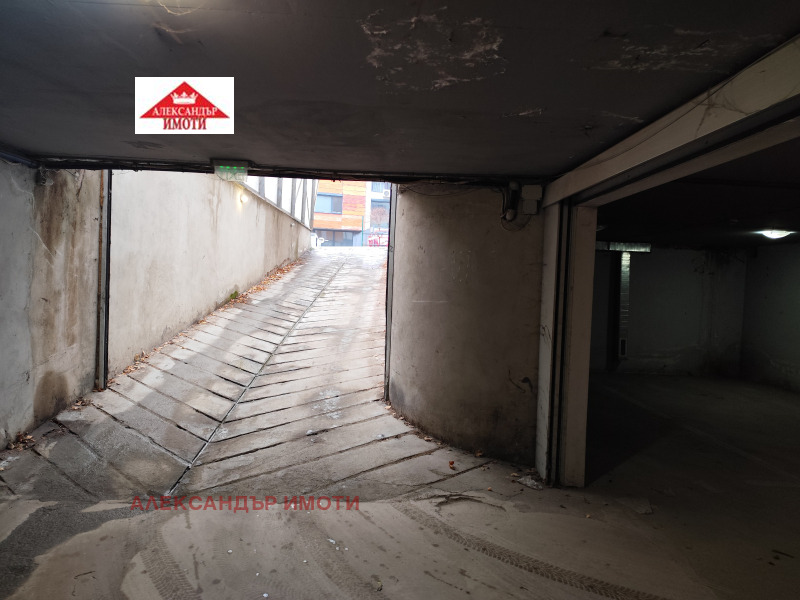 Дава под наем ГАРАЖ, ПАРКОМЯСТО, гр. София, Драгалевци, снимка 10 - Гаражи и паркоместа - 53252556