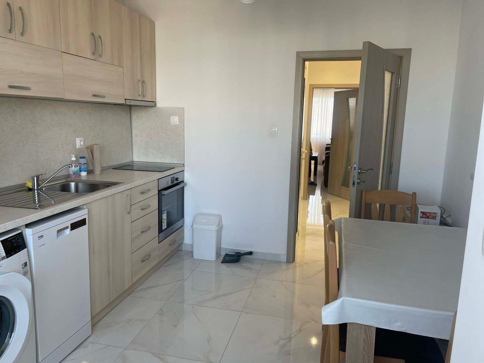 Дава под наем 3-СТАЕН, гр. София, Мусагеница, снимка 2 - Апартаменти - 53629347