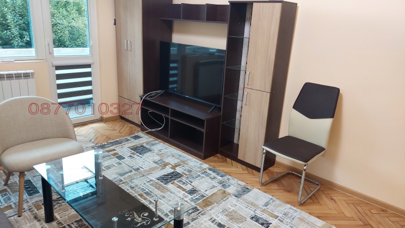 Дава под наем 2-СТАЕН, гр. Плевен, Идеален център, снимка 2 - Апартаменти - 53252797