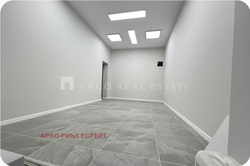 Под наем МАГАЗИН, град София, Център • 390 € / 762.77 лв. • 62932766 1