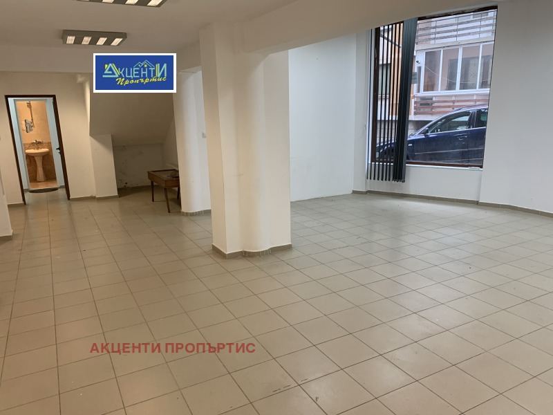 Дава под наем МАГАЗИН, гр. Велико Търново, Център, снимка 6 - Магазини - 52213915