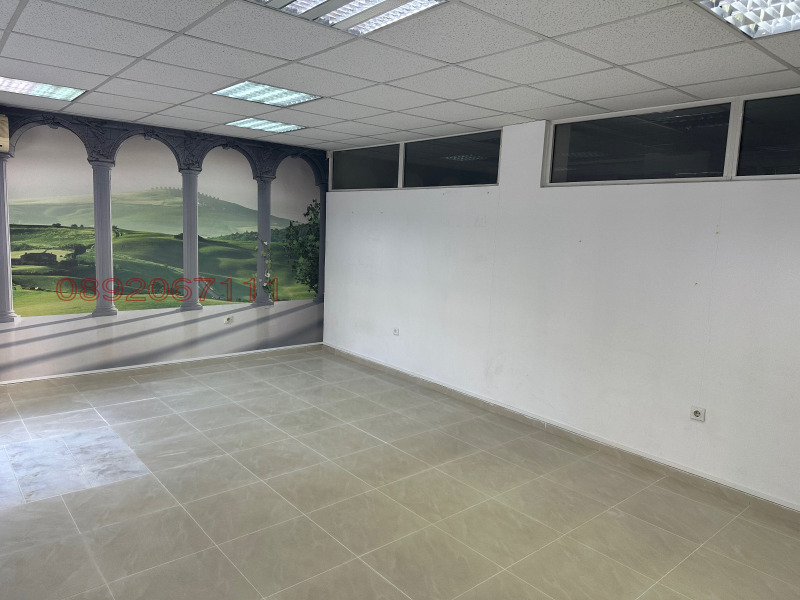 Te huur  Kantoor Stara Zagora , Tsentar , 40 m² | 93080569 - afbeelding [3]