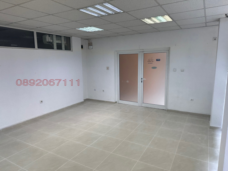 Te huur  Kantoor Stara Zagora , Tsentar , 40 m² | 93080569 - afbeelding [4]