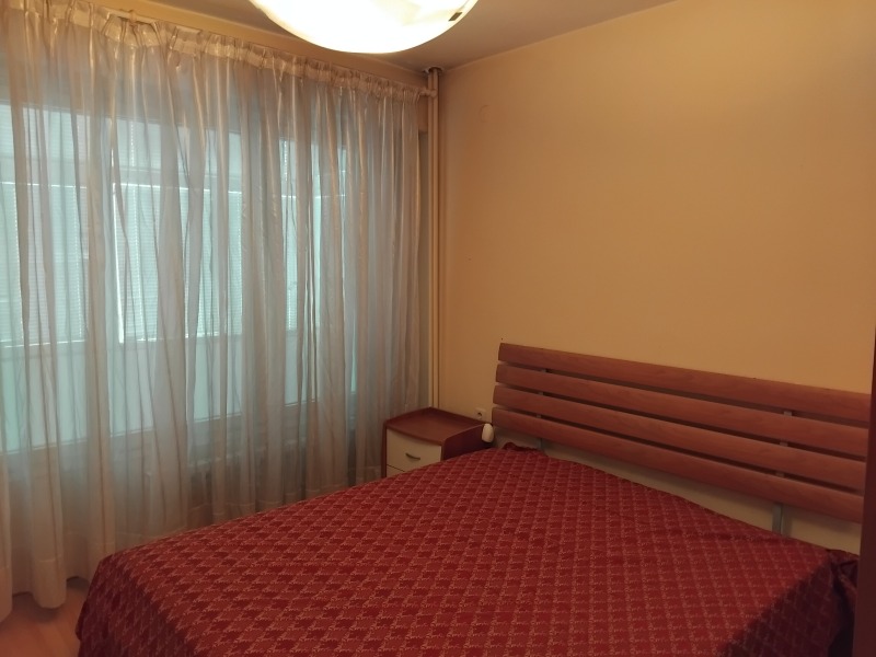 Дава под наем 2-СТАЕН, гр. Русе, Възраждане, снимка 3 - Апартаменти - 53562003