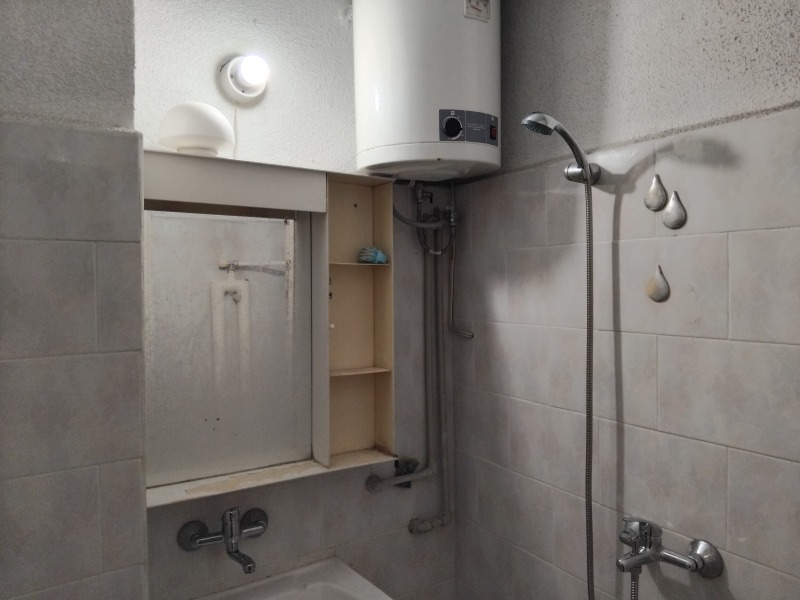 Дава под наем 2-СТАЕН, гр. Русе, Възраждане, снимка 12 - Апартаменти - 53562003