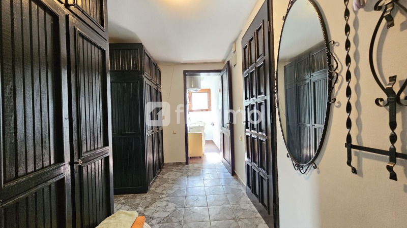 Дава под наем 3-СТАЕН, гр. София, Център, снимка 2 - Апартаменти - 51213155