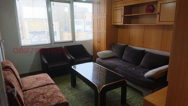 Дава под Наем 3-СТАЕН в град Шумен, Център - 70 кв.м / 320 € » 625.87 лв.