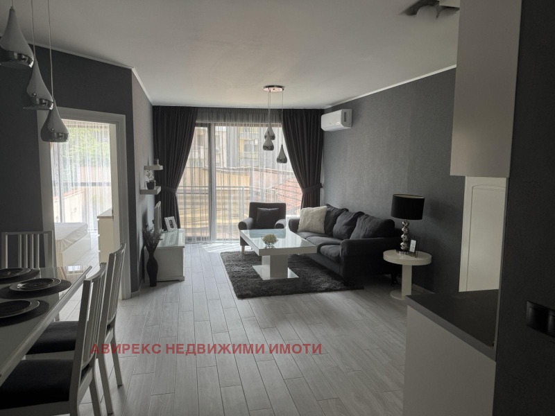 Para alugar  1 quarto Plovdiv , Karchiiaka , 70 m² | 89483738 - imagem [2]