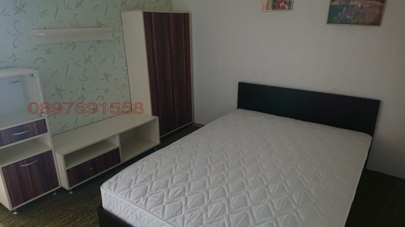 Дава под наем 3-СТАЕН, гр. Шумен, Център, снимка 2 - Апартаменти - 52784624