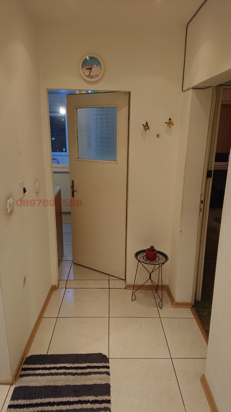 Дава под наем 3-СТАЕН, гр. Шумен, Център, снимка 6 - Апартаменти - 52784624