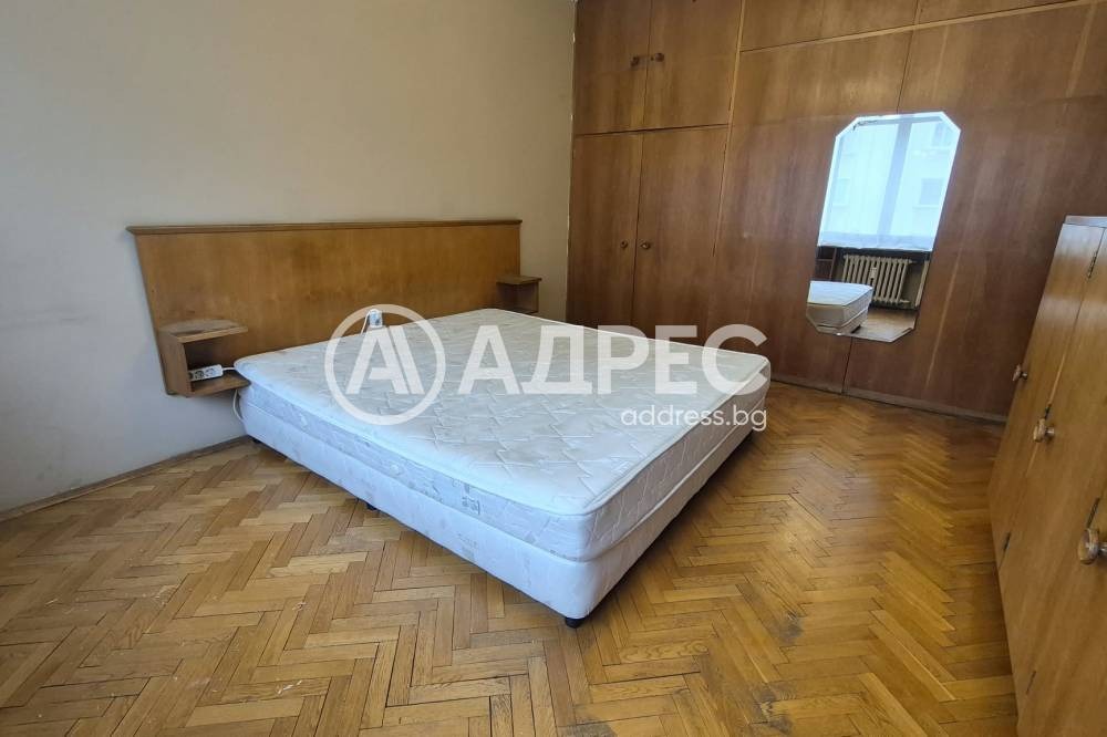 Дава под наем 3-СТАЕН, гр. София, Център, снимка 2 - Апартаменти - 54940390