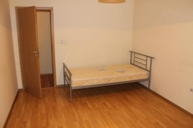 2 camere da letto Zimno kino Trakiia, Varna 5