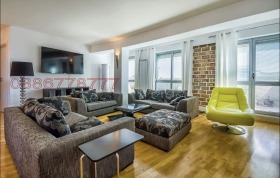 МЕЗОНЕТ, 310 m2