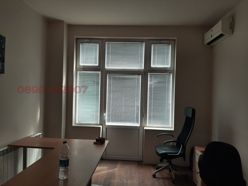 Дава под наем ОФИС, гр. Враца, Център, снимка 4 - Офиси - 52779086