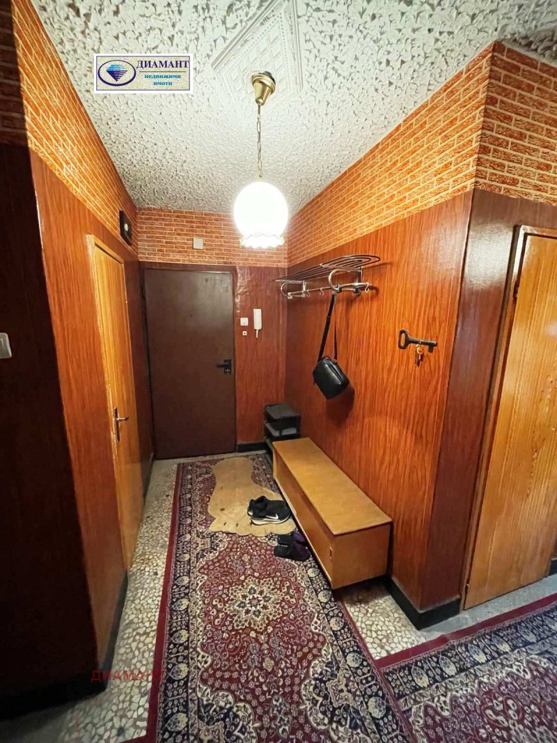 Kiadó  1 hálószoba Ruse , Hasove , 78 négyzetméter | 73053750 - kép [9]