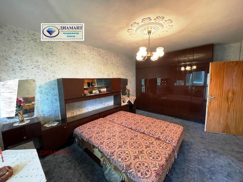 Kiadó  1 hálószoba Ruse , Hasove , 78 négyzetméter | 73053750 - kép [7]
