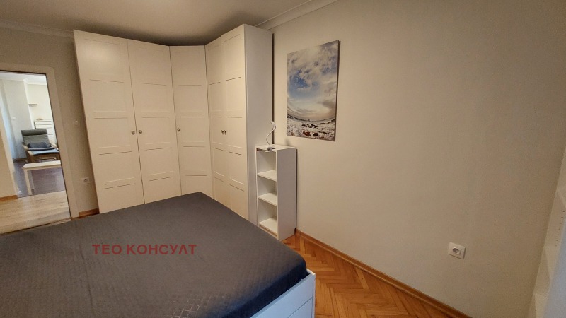 Дава под наем 3-СТАЕН, гр. София, Център, снимка 10 - Апартаменти - 52646126