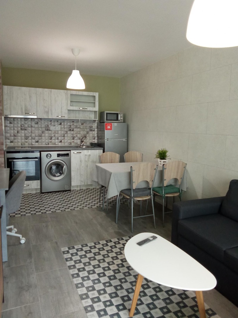 Под наем 2-СТАЕН, град Пловдив, Младежки Хълм • 550 € / 1075.71 лв. • 30135613 1