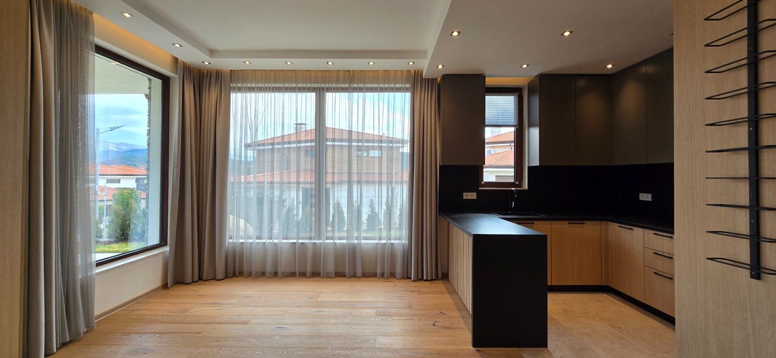 Дава под наем КЪЩА, с. Рударци, област Перник, снимка 4 - Къщи - 53717560