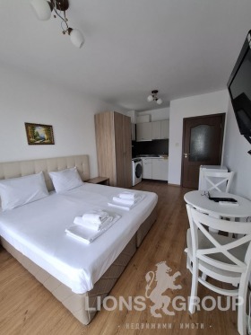 Studio k.k. Tšajka, Varna