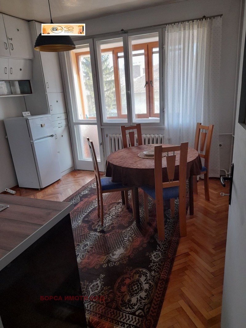 Дава под наем 3-СТАЕН, гр. Враца, Център, снимка 2 - Апартаменти - 52650273