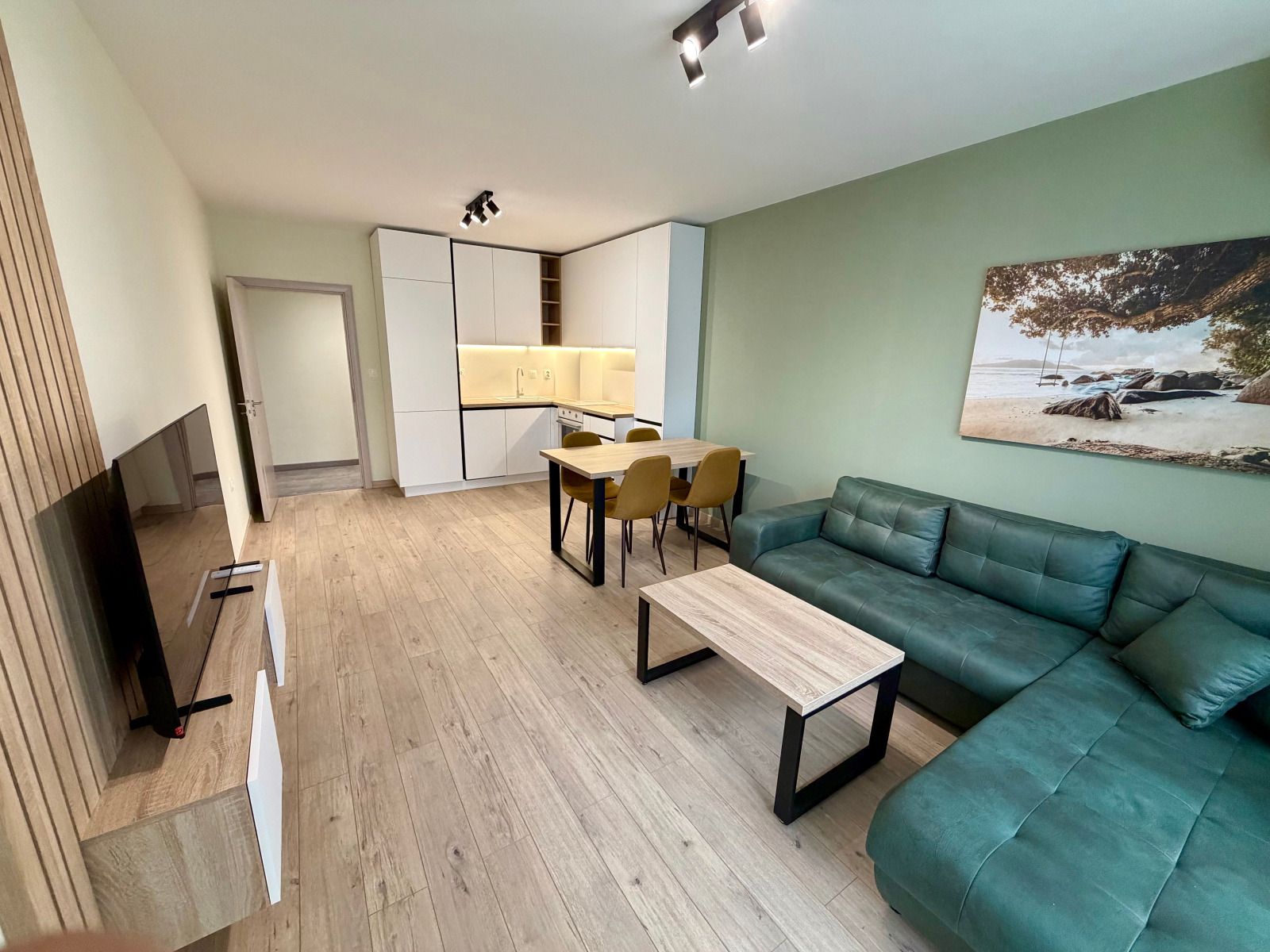 Дава под наем 2-СТАЕН, гр. Велико Търново, Картала