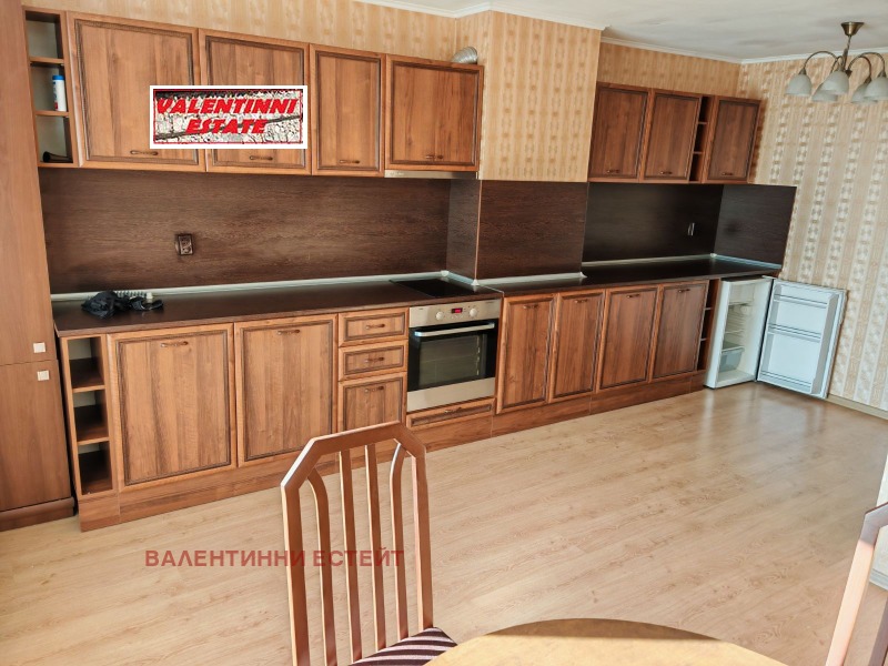 Дава под наем 3-СТАЕН, гр. София, Карпузица, снимка 3 - Апартаменти - 52811297