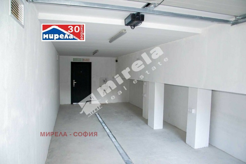 Дава под наем ГАРАЖ, ПАРКОМЯСТО, гр. София, Лозенец, снимка 2 - Гаражи и паркоместа - 53032313