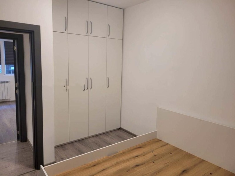 Дава под наем 3-СТАЕН, гр. София, Център, снимка 6 - Апартаменти - 53002194