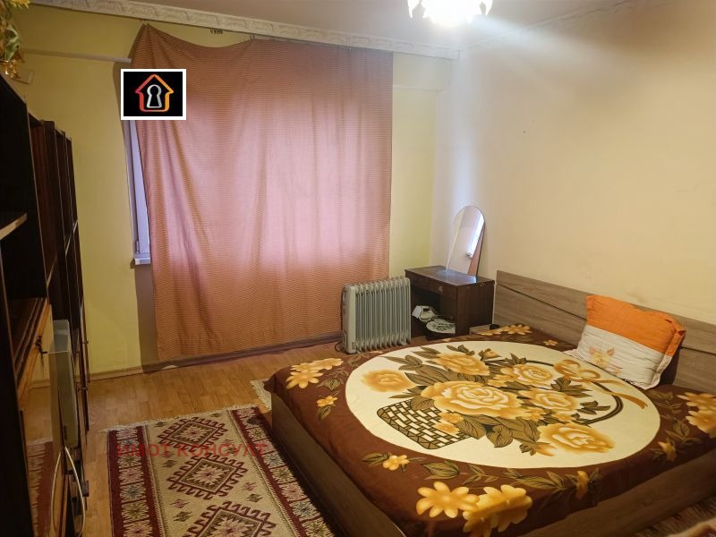 Дава под наем 1-СТАЕН, гр. Враца, Младост, снимка 2 - Апартаменти - 53070301