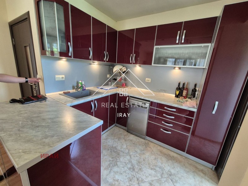 Kiadó  2 hálószobás Stara Zagora , Centar , 100 négyzetméter | 54589588 - kép [4]