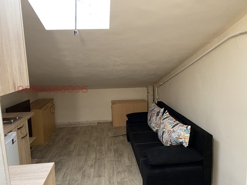 Дава под наем АТЕЛИЕ, ТАВАН, гр. София, Дианабад, снимка 5 - Апартаменти - 52983169