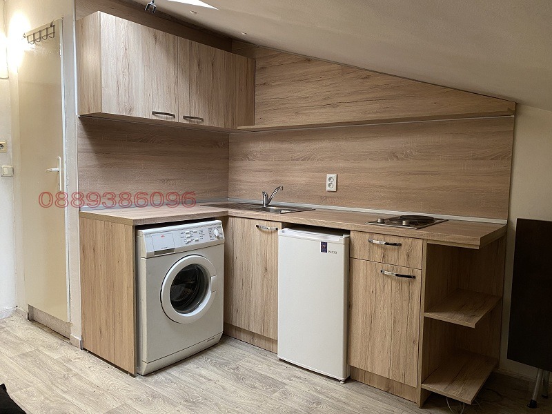 Дава под наем АТЕЛИЕ, ТАВАН, гр. София, Дианабад