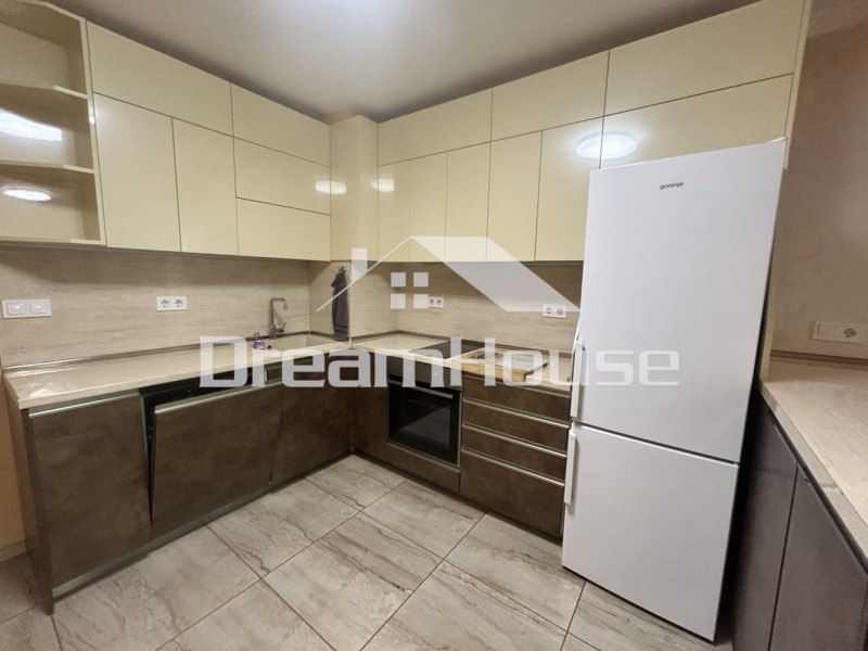 Kiadó  2 hálószobás Plovdiv , Karsijaka , 106 négyzetméter | 35048199 - kép [2]
