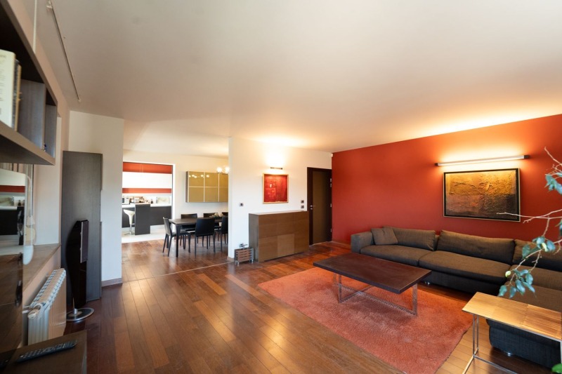 Дава под нем  4-стаен, град София, Лозенец • 2 000 EUR • ID 79763226 — holmes.bg - [1] 