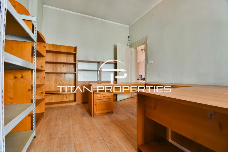 Te huur  Kantoor Sofia , Tsentar , 126 m² | 67528664 - afbeelding [10]