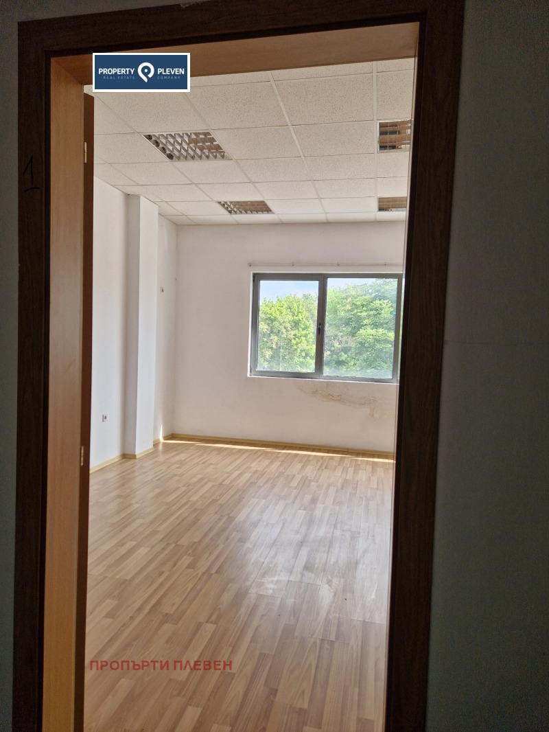 A louer  Bureau Pleven , Indoustrialna zona - Zapad , 35 m² | 65013110 - image [6]