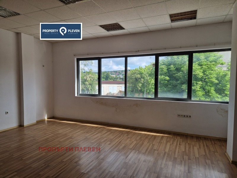 A louer  Bureau Pleven , Indoustrialna zona - Zapad , 35 m² | 65013110 - image [2]