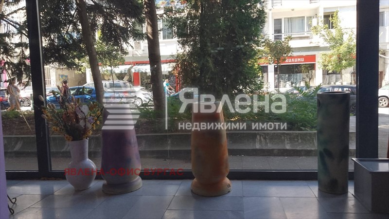 Дава под наем МАГАЗИН, гр. Бургас, Възраждане
