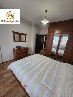 2 quartos Centar, Stara Zagora 15