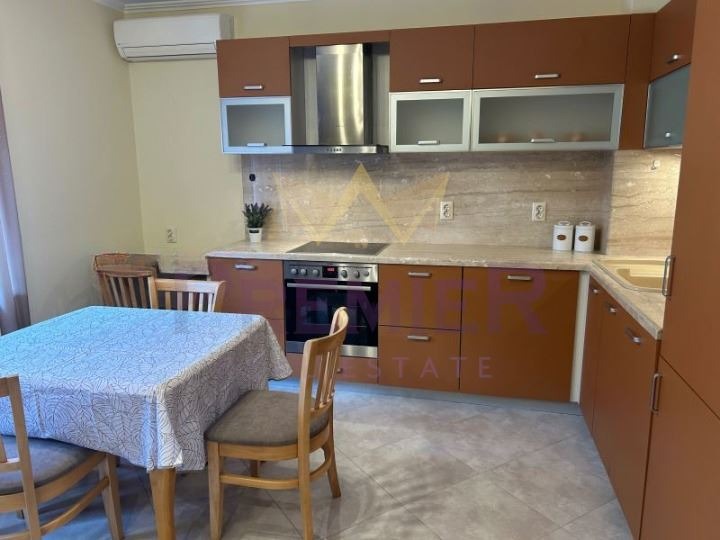 Дава под наем  2-стаен град Варна , Център , 60 кв.м | 64124887