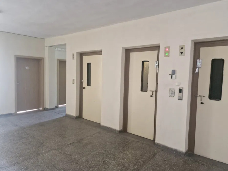 För uthyrning  Kontor region Veliko Tarnovo , Gorna Orjahovica , 14 kvm | 39697985 - bild [6]