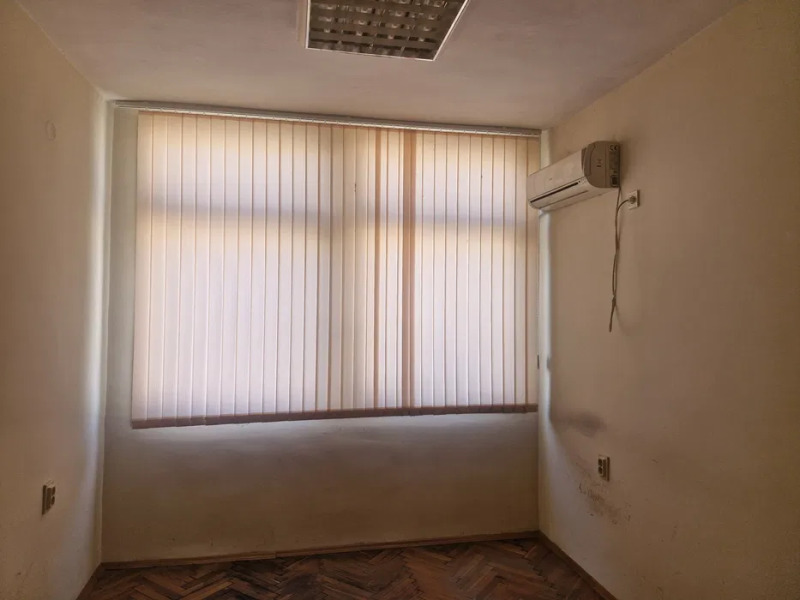 För uthyrning  Kontor region Veliko Tarnovo , Gorna Orjahovica , 14 kvm | 39697985 - bild [2]
