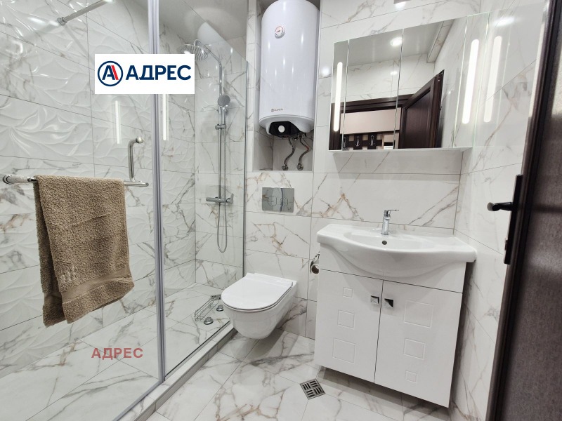 K pronájmu  1 ložnice Varna , Centar , 58 m2 | 69380049 - obraz [12]