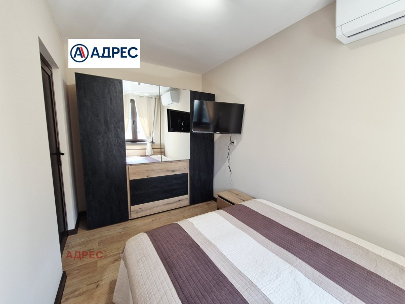 K pronájmu  1 ložnice Varna , Centar , 58 m2 | 69380049 - obraz [9]