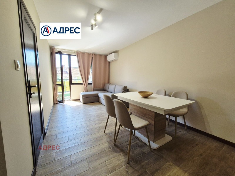K pronájmu  1 ložnice Varna , Centar , 58 m2 | 69380049