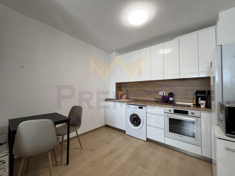 Zu vermieten  1 Schlafzimmer Warna , Pobeda , 50 qm | 93870552